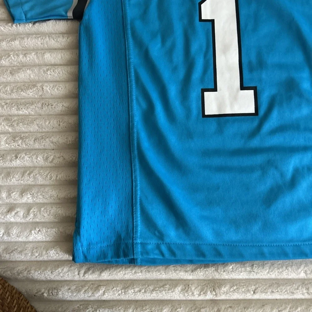 Vintage NFL Cam Newton # 1 Carolina Panthers Football Jersey Youth M 10/12